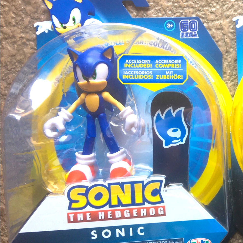 Sonic Surfboard Action figure 4” Brand New Sealed